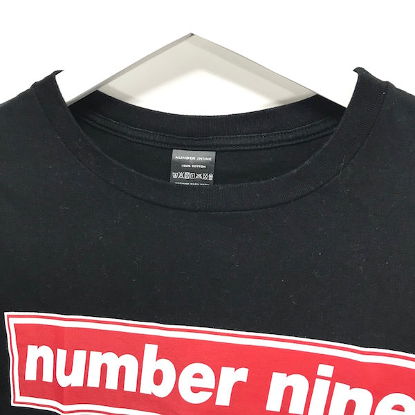 クリアランス numerals ボックスロゴtシャツ