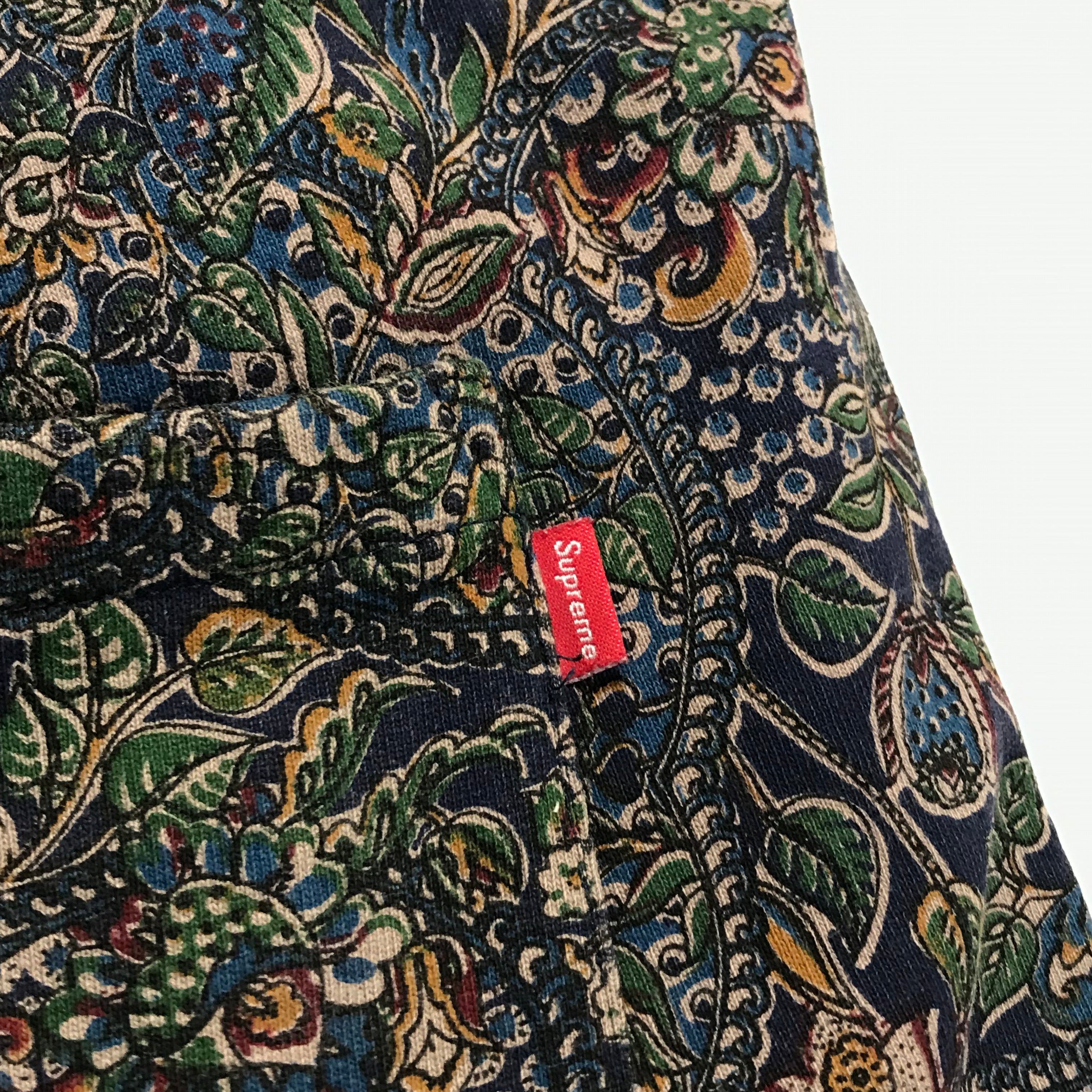 M] Supreme Paisley Sweat Shorts Navy – StylisticsJapan.com