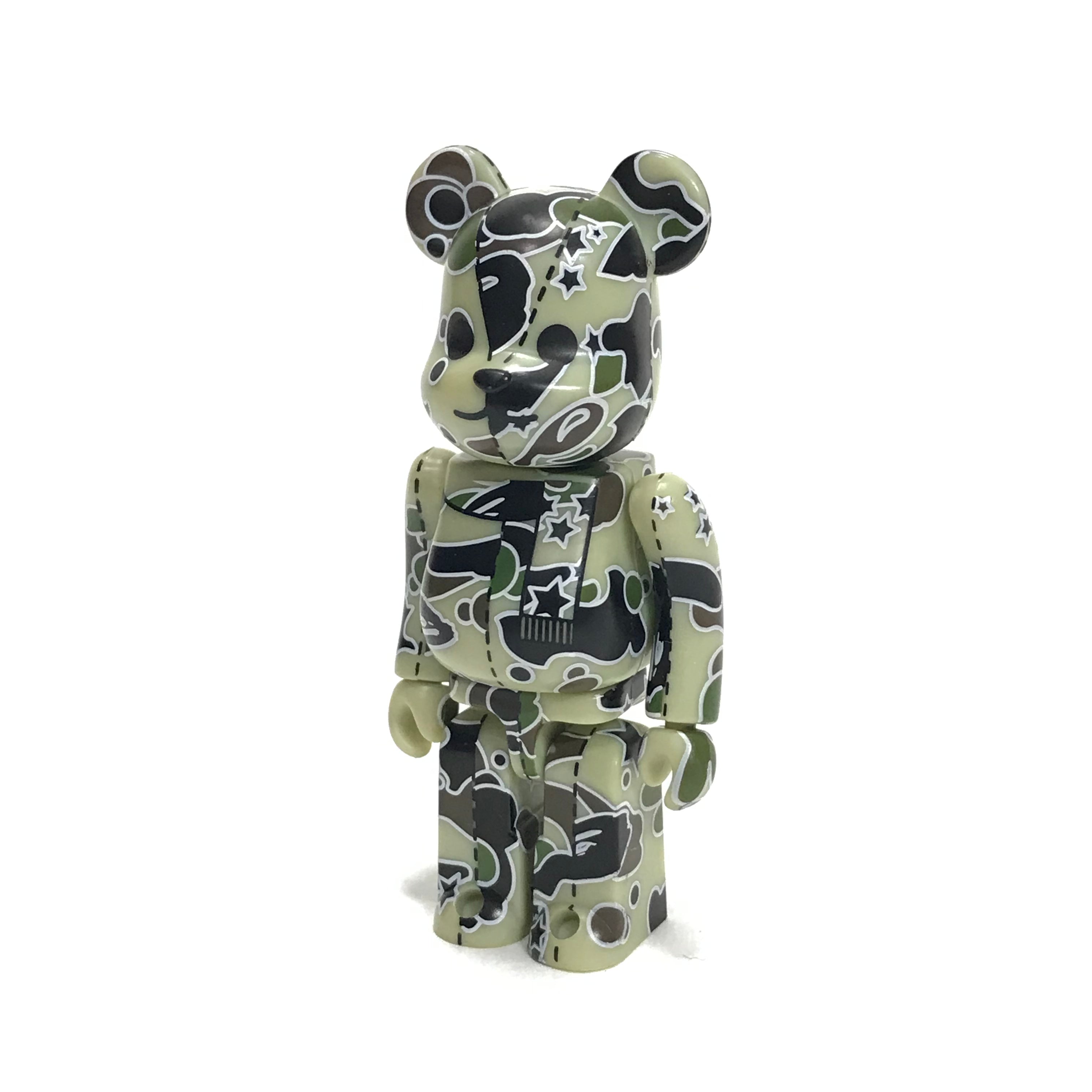 A Bathing Ape Bape x Medicom 100% Psyche Sta Camo Bearbrick Green