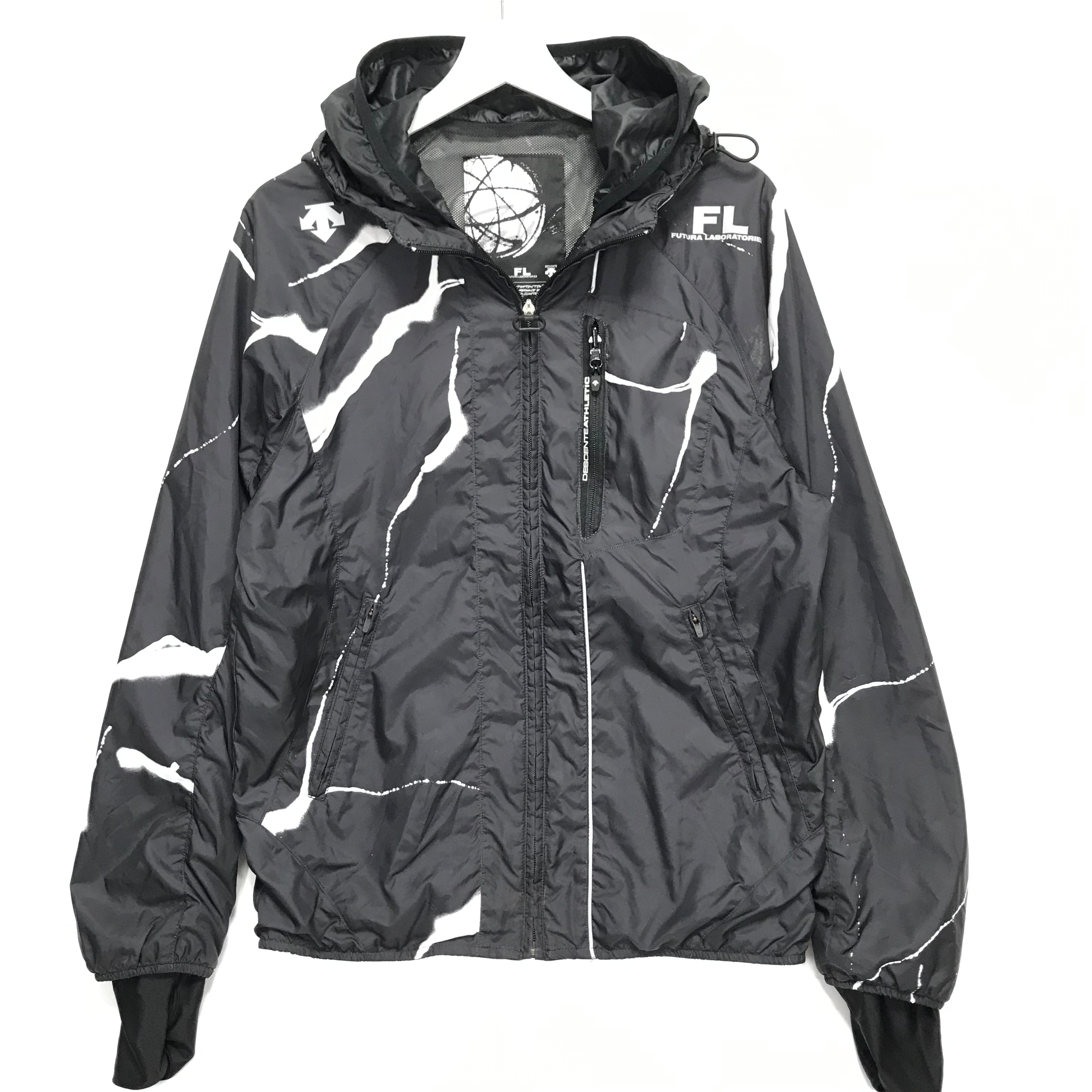 M] Futura Laboratories x Descente Packable Nylon Hooded Jacket –  StylisticsJapan.com