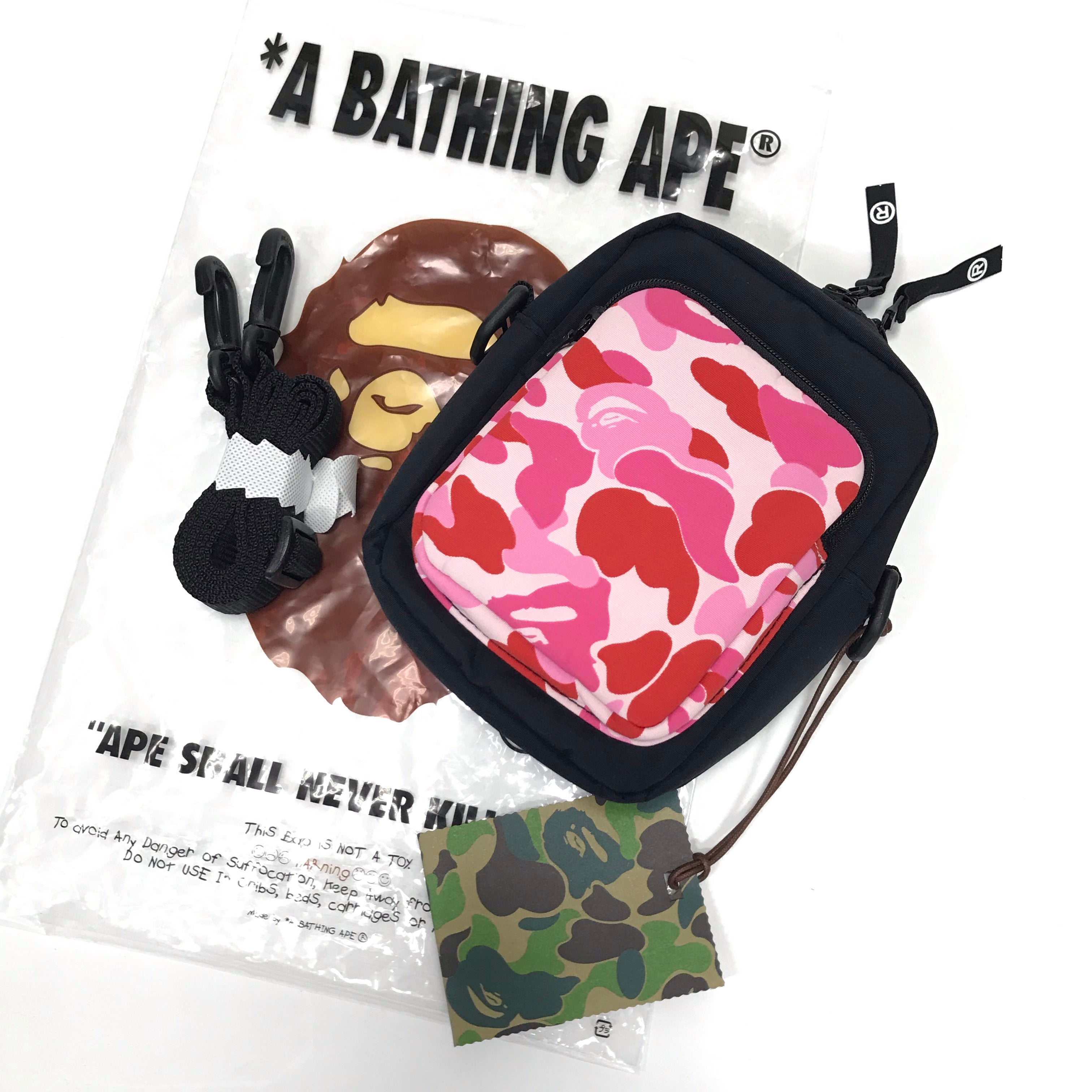 激安買蔵A BATHING APE ABC CAMO CAMERA WIDE STRAP その他